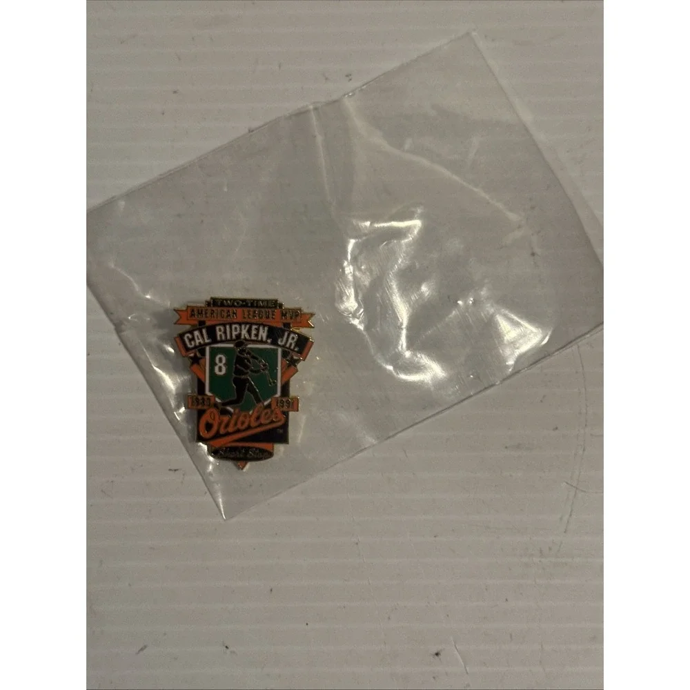 Cal Ripken Baltimore ORIOLES #8 MVP‎ 2 Time American League Lapel Pin 1996 521l9